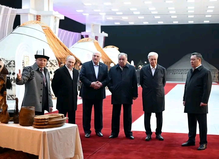 ЖККУга мүчө мамлекеттердин башчылары «Ала-Арча» резиденциясында этномаданий программа менен таанышты